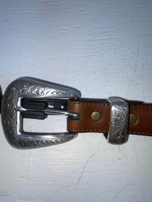 New Brown Genuine Leather Nocona Silver Pendent 32” Belt #N2427002 JJ-30