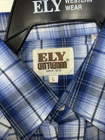 New Men’s Blue Plaid ELY Cattleman Short Sleeve Pearl Snap Shirt. Large P-44