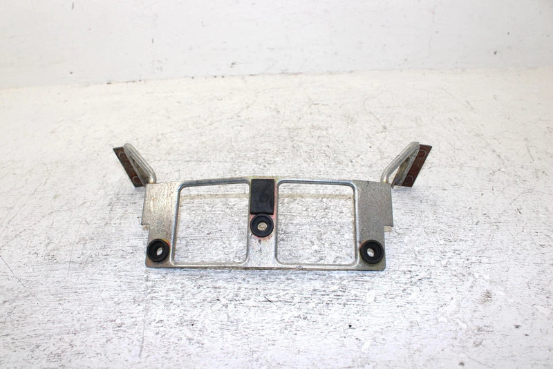 1996 Yamaha Vmax 600 Oem Meter Bracket 89A-83519-00-00 SY29