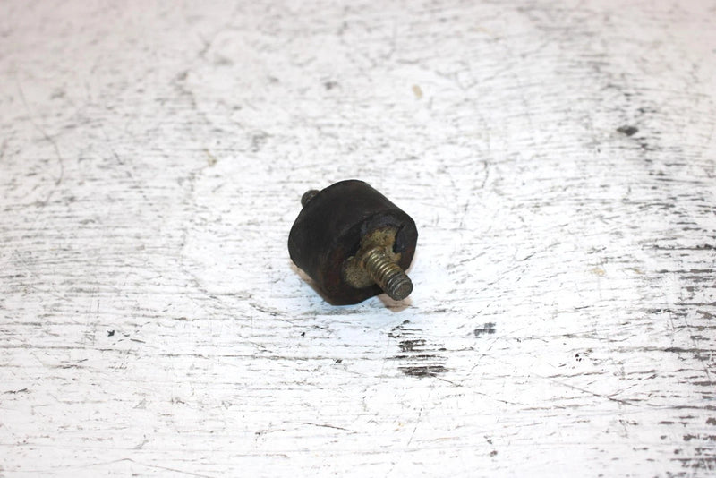 2002 Arctic Cat Z 570 Oem Muffler Rubber Mount 1612-321 SA20