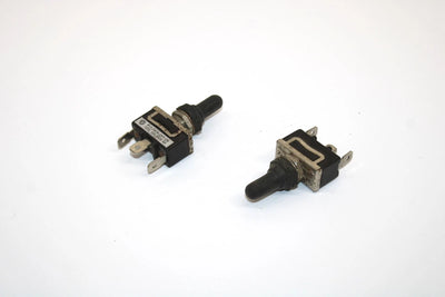 Ski-doo Oem Hand Warmer Switch Pair With Covers 410107300 Q4579