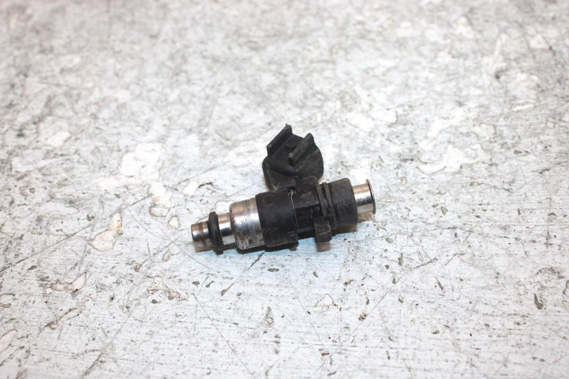 2015 Polaris Ranger 570 Eps Oem Fuel Injector 2521068 XP5.1