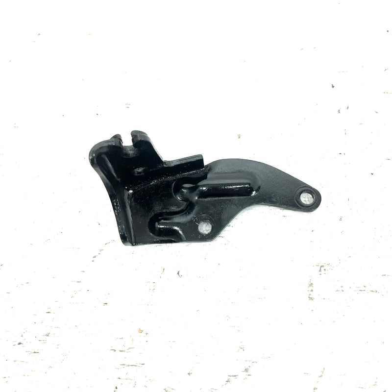 85 Yamaha Tri Moto 200 YTM200 OEM rear Brake Cable Bracket 52H-26381-00-00 AY59