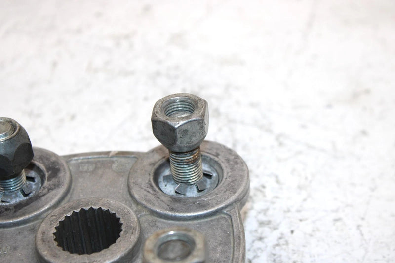 2001 Polaris Magnum 500 Oem Rear Hub W/Nuts 5131777 5144192 AP157