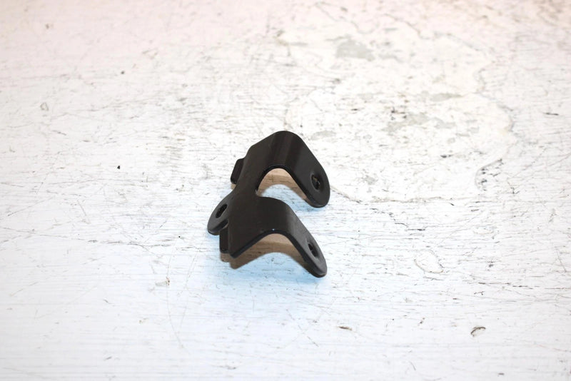2003 Bombardier Quest 500 Oem Fender Panel Bracket Pair 705000311 AB13