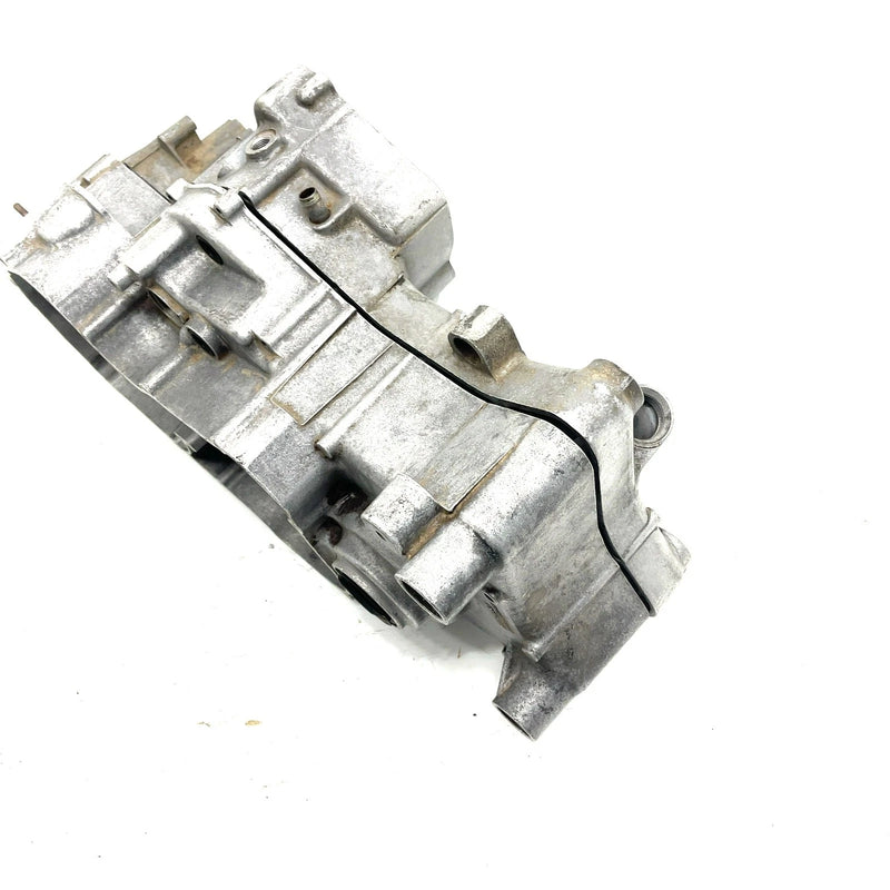 87-93 Suzuki Quadrunner 4WD LT4WD OEM Crankcase 11301-19862 AS40