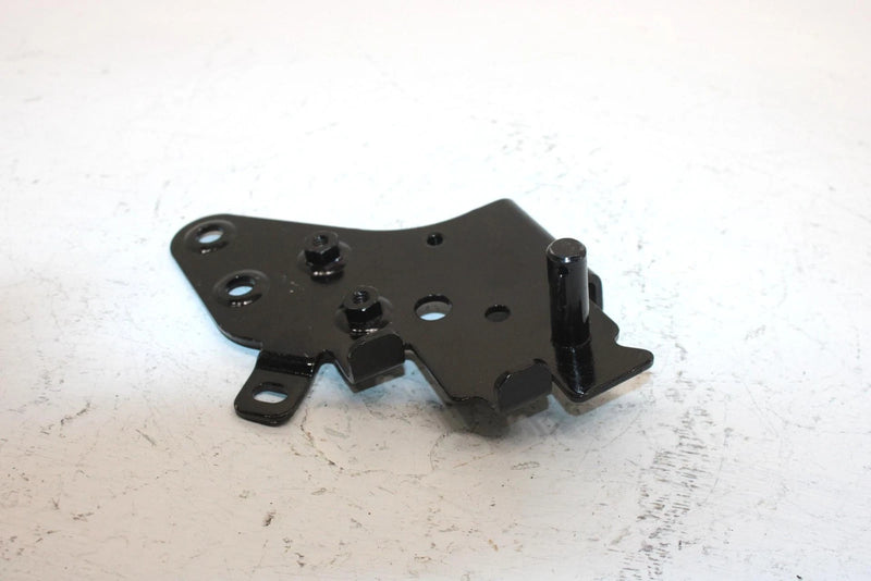 2009 Polaris Trail Boss 330 Oem Rear Brake Pedal Mount 1910764-067 AP181