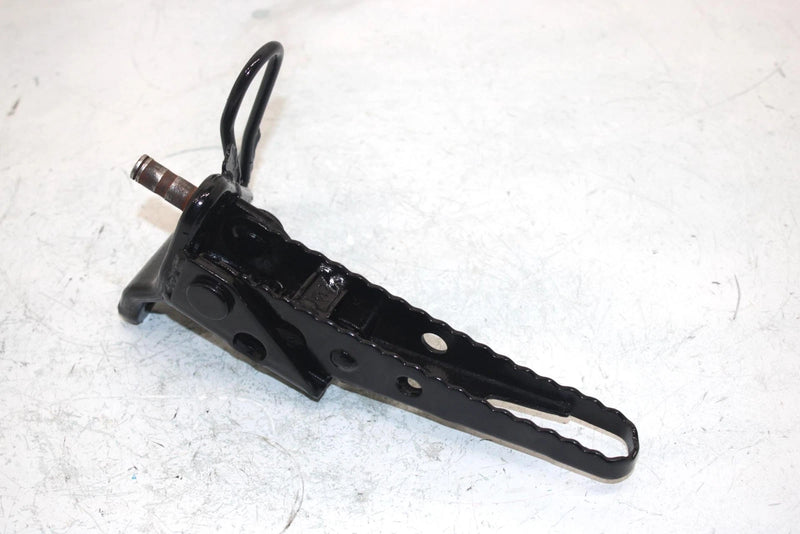 86 Suzuki Lt230s Oem Left Footrest 43520-22A04 43520-22A05-019 AS20