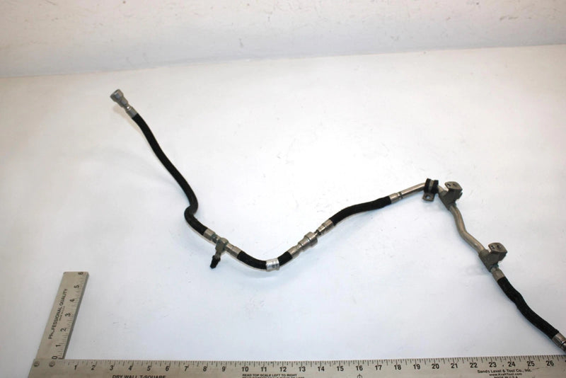 07 Polaris 600 H.o Iq Oem Fuel Rail 2520572 SPS1