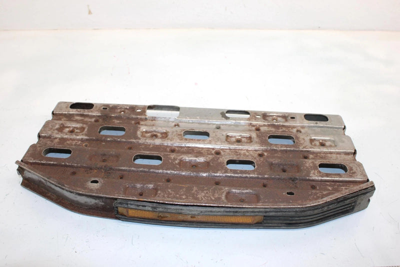 91 Polaris Trail Boss 350l 4x4 Oem Left Footrest 1040274-117 AP22