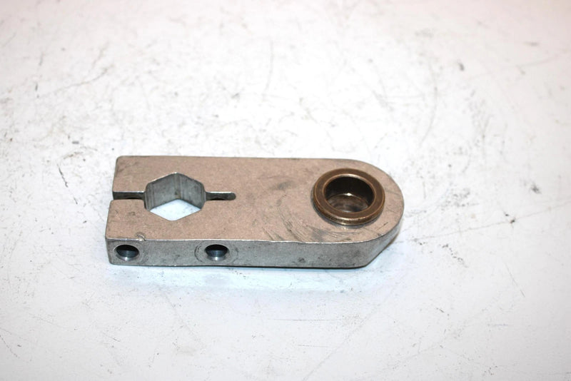 06 Arctic Cat Crossfire 700 Efi Oem Pivot Block With Bushing 0704-981 Q2122