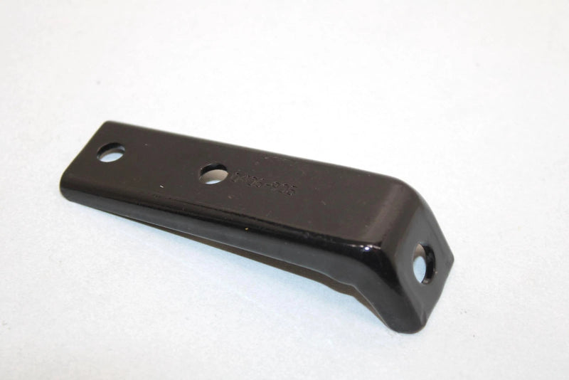 03 Arctic Cat 500 Fis Automatic  Oem Right Engine Mount Bracket 1506-024 AA19