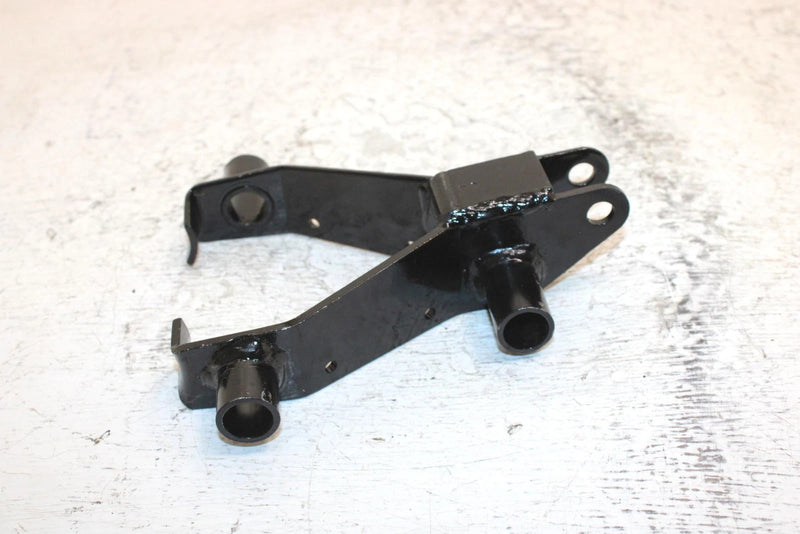1996 Arctic Cat Zrt 600 Oem Front Shock Bracket 1704-207 SA6