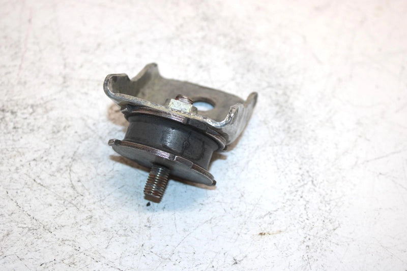 96 Yamaha Vmax 500 XtProaction PlusOemFr Low Brkt 1/Dampenrs 8M6-21486-02-00 SY8