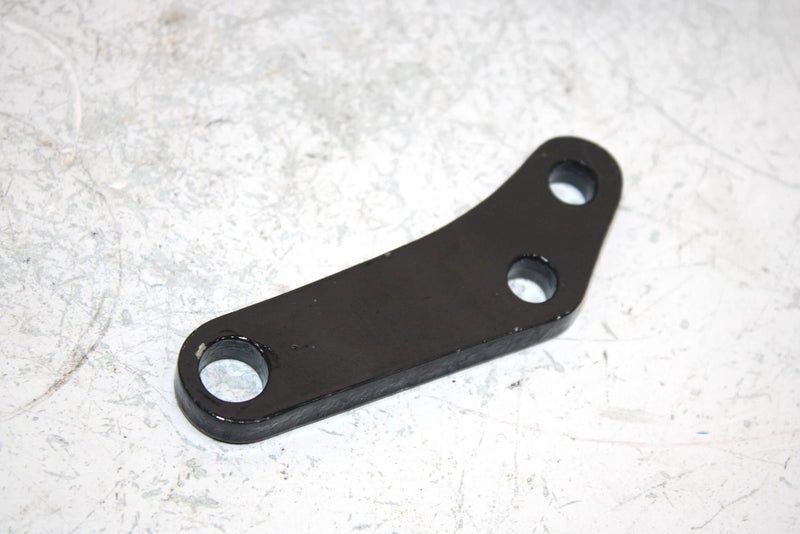86 Suzuki Lt230s Oem Steering Knuckle Arm 51232-22A00 Q3073