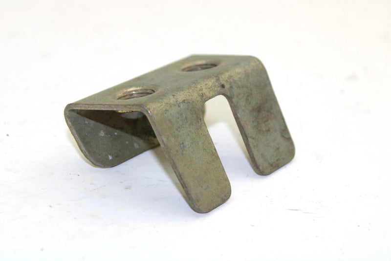 Yamaha OEM Spark Plug Bracket 8h9-77376-00-00 SY46