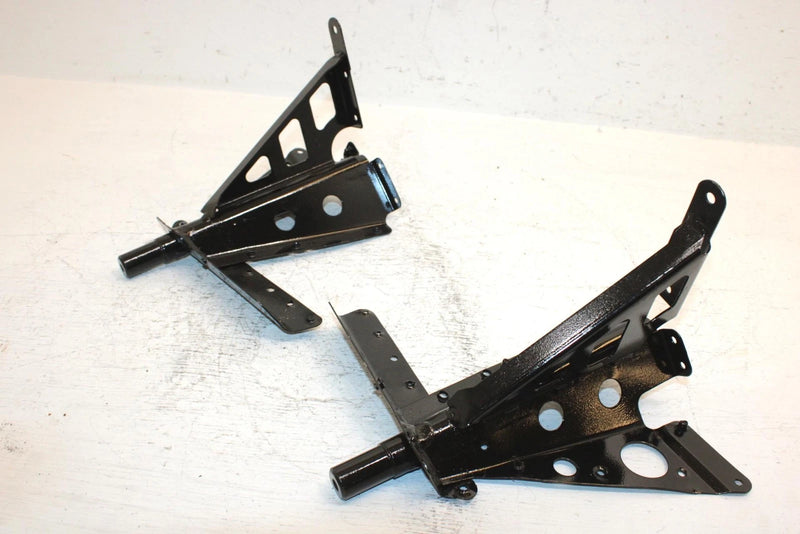 2001 Ski-doo Mxz 600 Oem Trailing Arm Mount Set 518320506 518320507 SS4