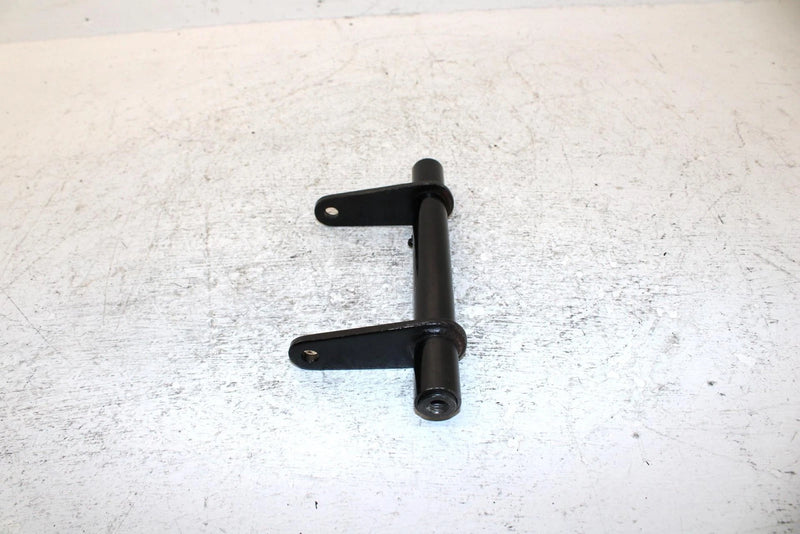 1994 Polaris Classic Touring Oem Rear Suspension Pivot W/Shaft  1540721-067 SP55