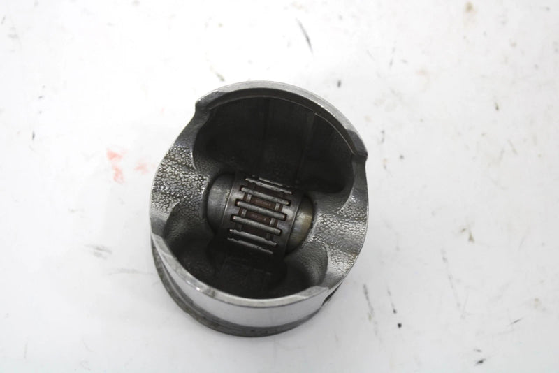 1992 Yamaha Exciter Ii Le Oem Std Bore Piston 88R-11631-00-92 SY68