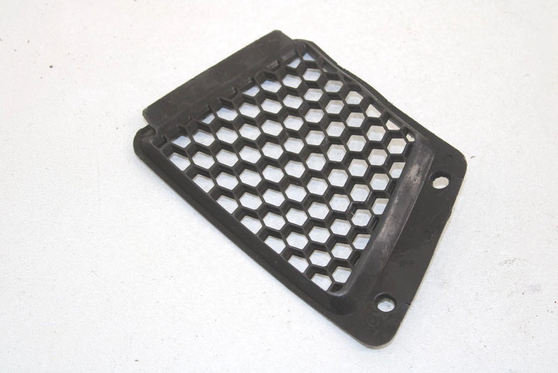 06 Polaris Fusion 700 Oem Left Nosepan Screen 5435346-070 Q5593