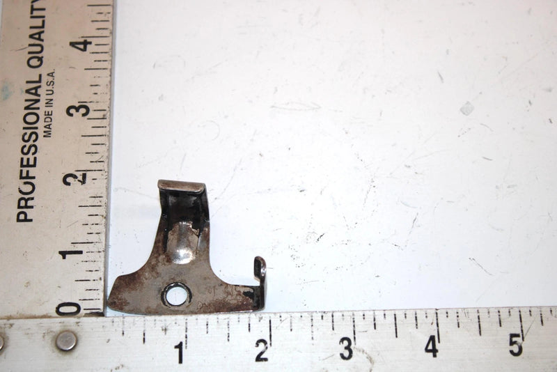 86 Honda Fourtrax 250 Trx250 A Oem Lower Breather Tube Guide 11107-HA0-680 AH32