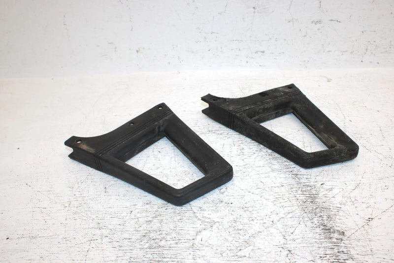 1997 Yamaha Venture Tr Oem Rear Bumper Grab Bar 8X0-77571-00-00 SY15