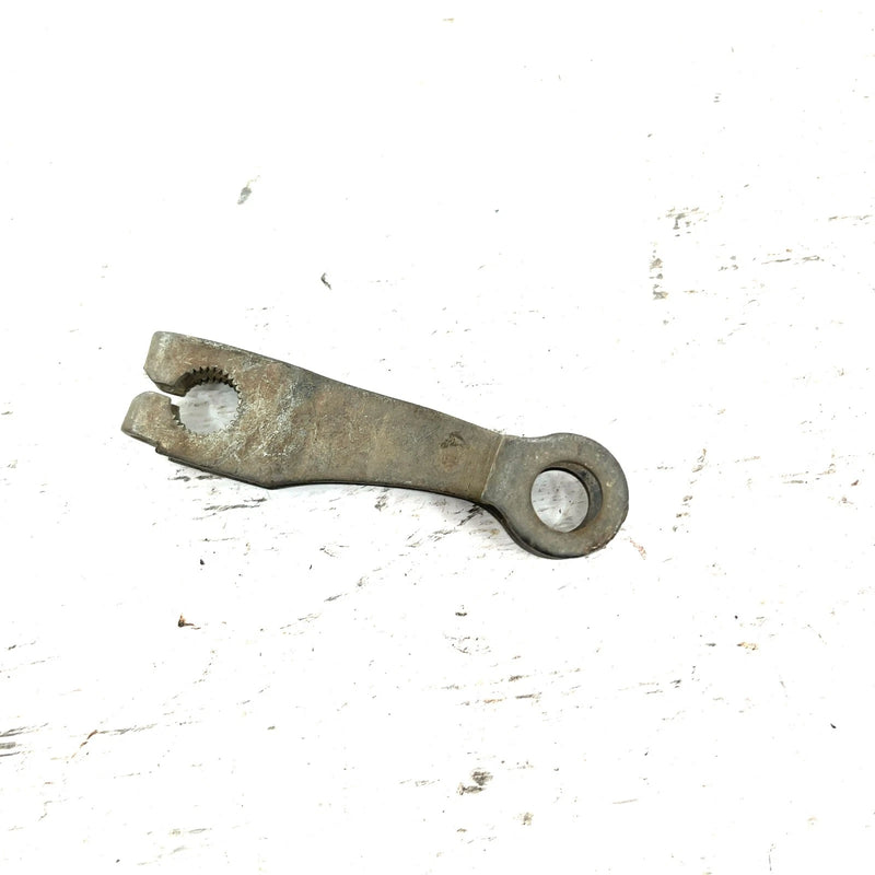 85 Yamaha Tri Moto 200 YTM200 OEM Front Brake Cam Lever Arm 21V-25155-00-00 AY59