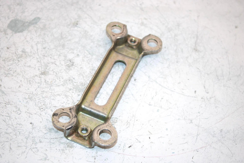 86 Honda Trx200 Sx A  Oem Handlebar Cover Stay 53206-HB3-000 AH27