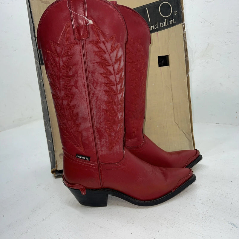 New Women’s Red Capezio Cowboy Boots. L403 5.5 5 1/2 M. 20-14