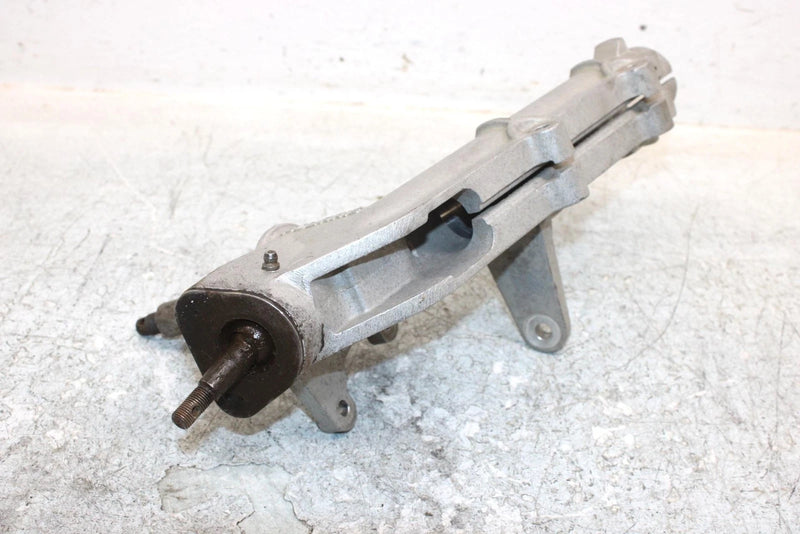 2001 Polaris Trail Boss Oem Right Hubstrut 5131040 AP165