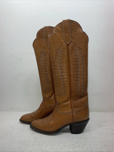 New Women’s Brown Tony Lama Cowboy Boots. 5299 5 C. 2-155