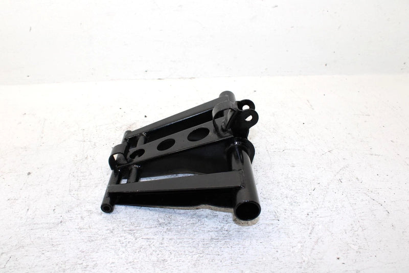 1995 Yamaha Vmax 600 Le Oem Rear Torque Arm 8AV-47332-01-00 SY21
