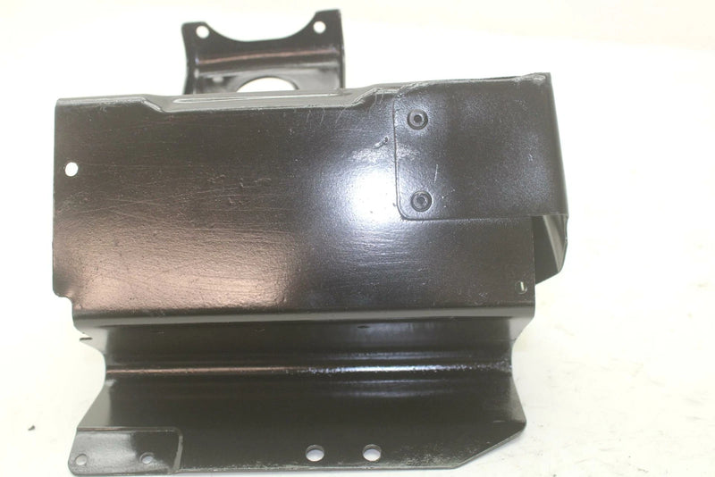 89 Yamaha Phazer PZ480N OEM Fram Right Foot Well 83V-21910-01-00 SY52