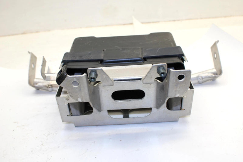 2007 Yamaha Apex Er Oem Battery Bracket 8FP-2199G-01-00 SY97