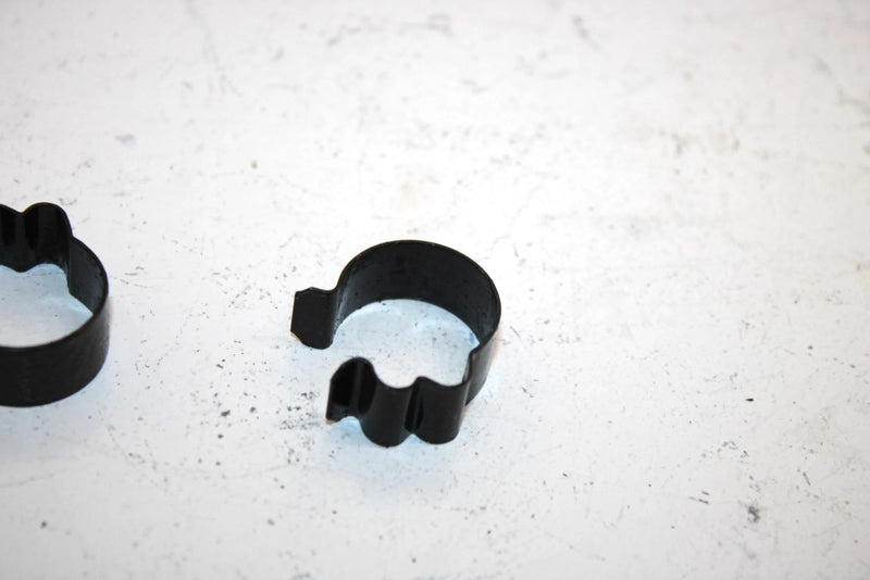 90 Polaris 650 Oem Clip Pair 7080278 Q2939