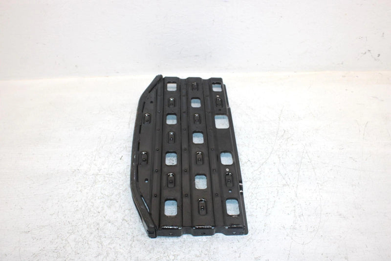 1998 Polaris Trail Blazer Oem Left Footrest 1040274-067 1040274-117 AP155