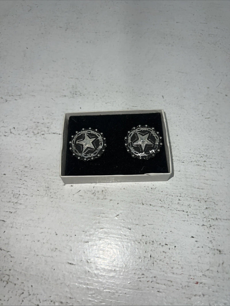 New Women’s Congress Leather Circle Silver Star Earrings. 93148 B-9