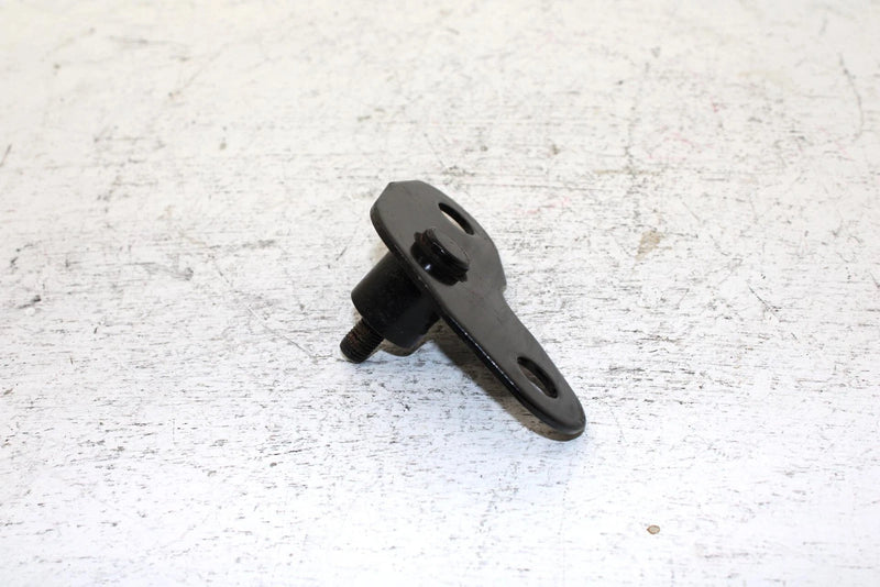 90 Yamaha Phazer Ii LE Oem Lower Left Engine Mount 87F-21417-00-00 SY14