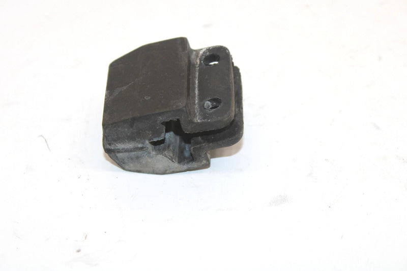 1988 Yamaha Bravo Oem Bump Stop 8K2-47457-00-00 SY72