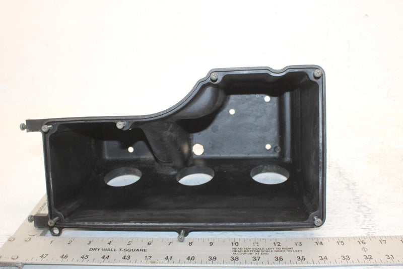 1997 Yamaha Vmax Sx 700 Triple Oem Airbox Base  8CH-14441-01-00 SY10