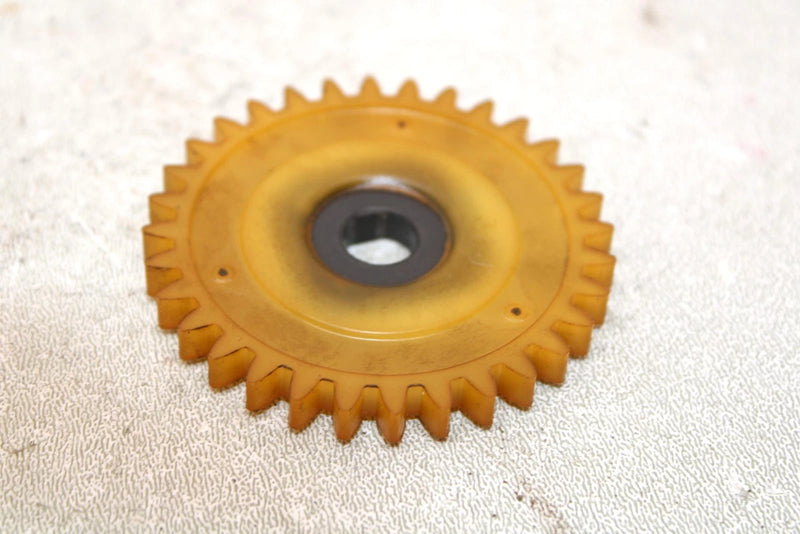 2001 Yamaha  Raptor 660r Oem Oil Pump Drive Gear 3AJ-13325-00-00 AY33