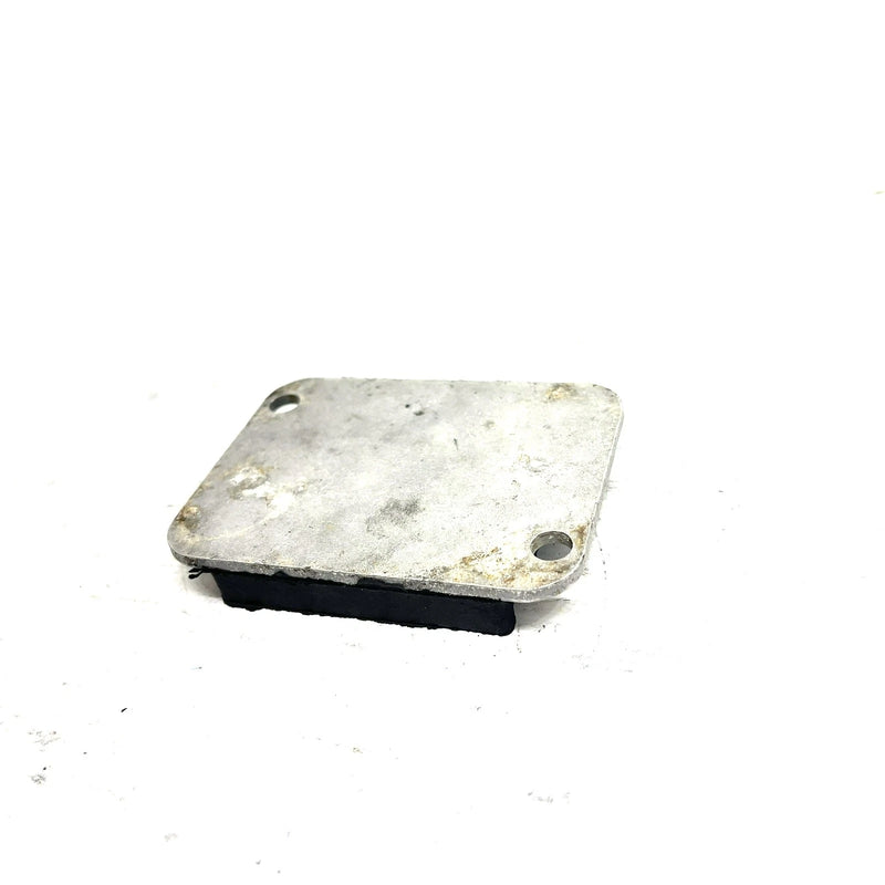 01-05 Yamaha WaveRunner XLT1200 OEM Rear Stopper Mount 66V-44574-00-94 JY30