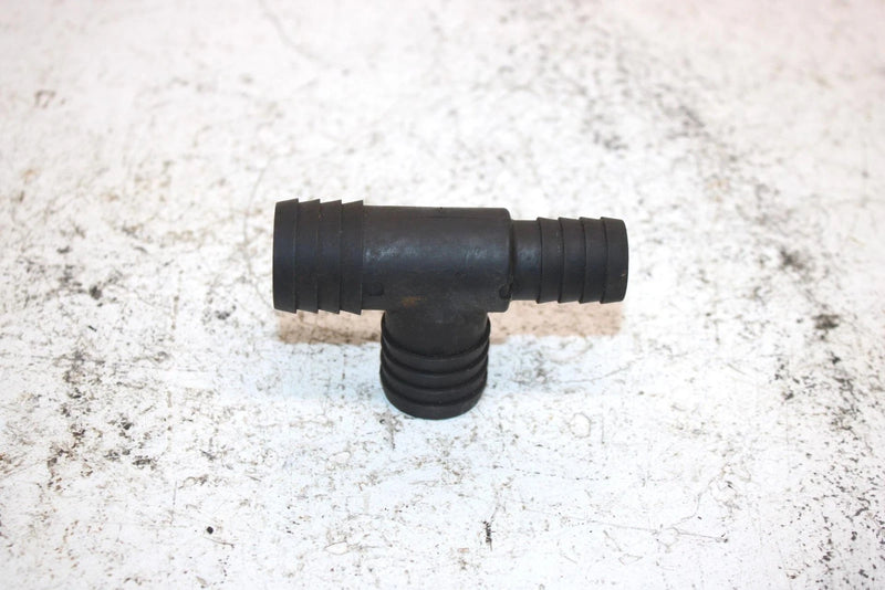 2004 Polaris Sportsman 700 Oem Coolant Hose Tee 7052282 AP143