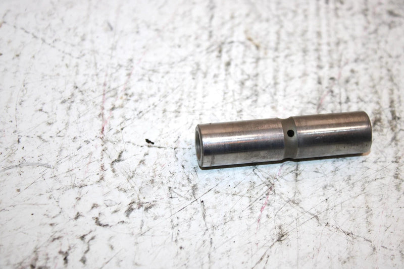 2004 Honda Fourtrax Recon Es Oem Reverse Idler Gear Shaft 23731-HB3-000 AH8