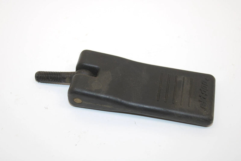 2003 Ski-doo Grand Touring 800 Oem Backrest Lock Lever 572038200 SS85