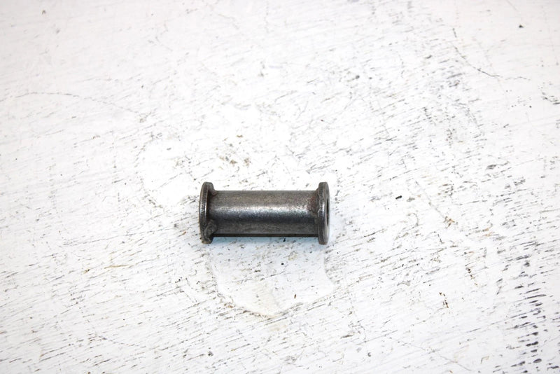 1982 Honda Atc 185 Sa All Terrain Oem Engine Mount Spacer 50250-958-000 AH70