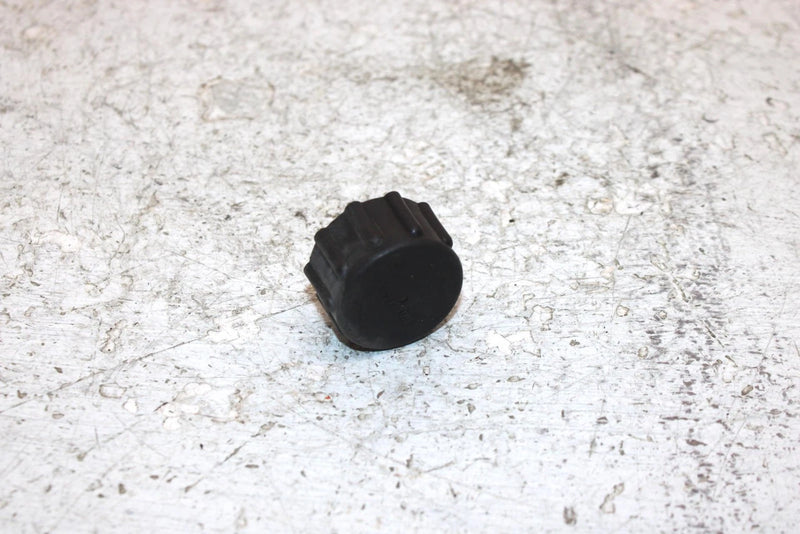 2006 John Deere  Buck 650 Oem Coolant Tank Cap 709200009 AJ0