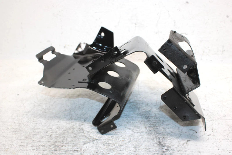 1989 Polaris 650 Oem Left Footrest 2200303 SP43