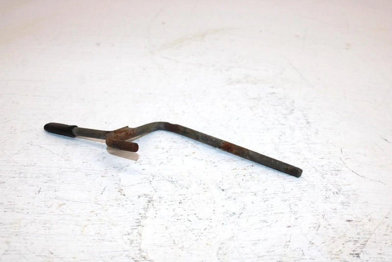 1983 Honda Atc 110 A Oem Seat Lock Lever 50221-943-010 AHS