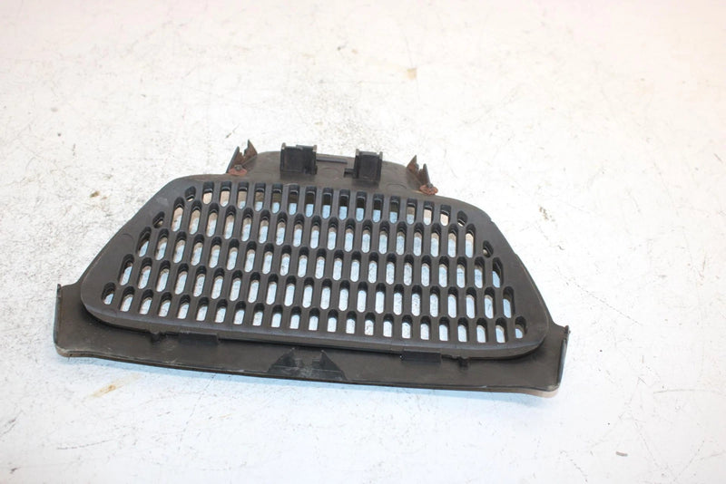 02 Ski-doo Grand Touring 500 Oem Center Grill 517302026 SS24